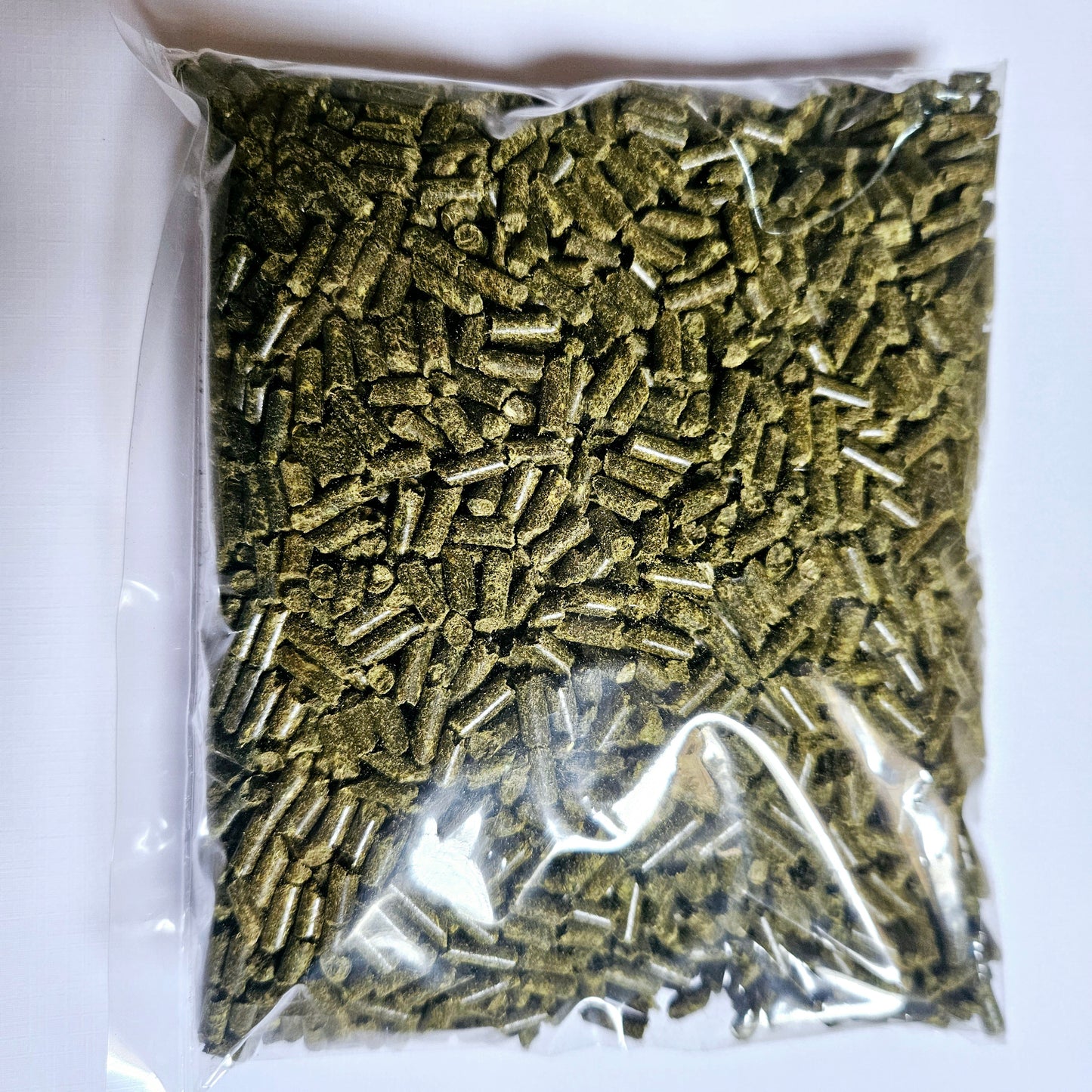 Sherwood - Adult Rabbit Food Timothy Hay Free-Choice